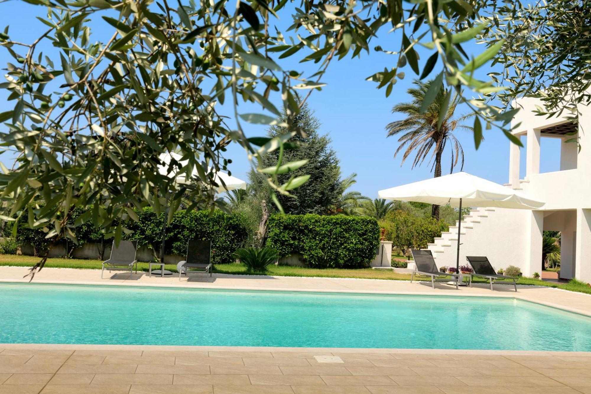 Tenuta Ricco With Pool And Garden Cursi Exterior foto
